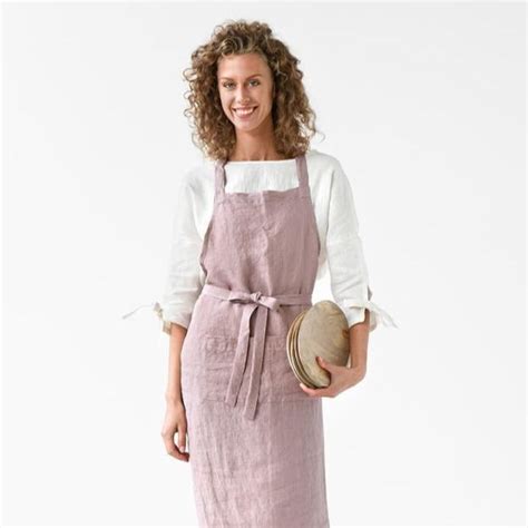 From home cook to professional chef: How the magic linen apron can take your cooking to the next level